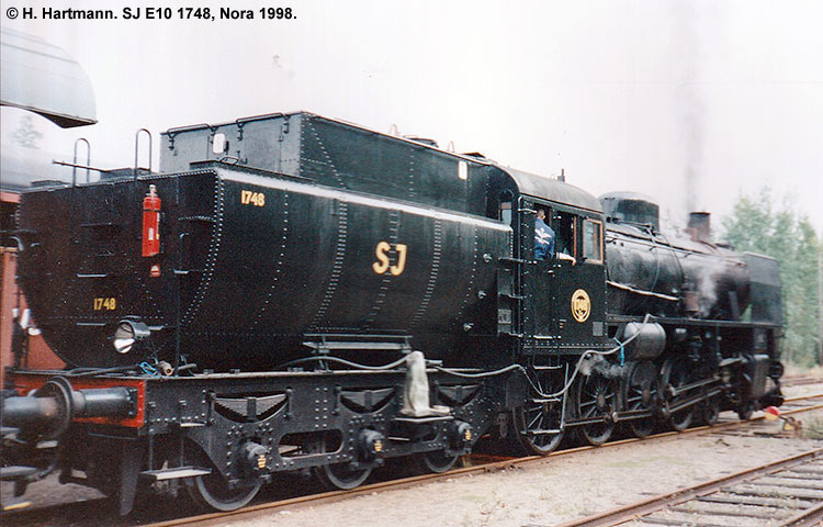 SJ E10 1748