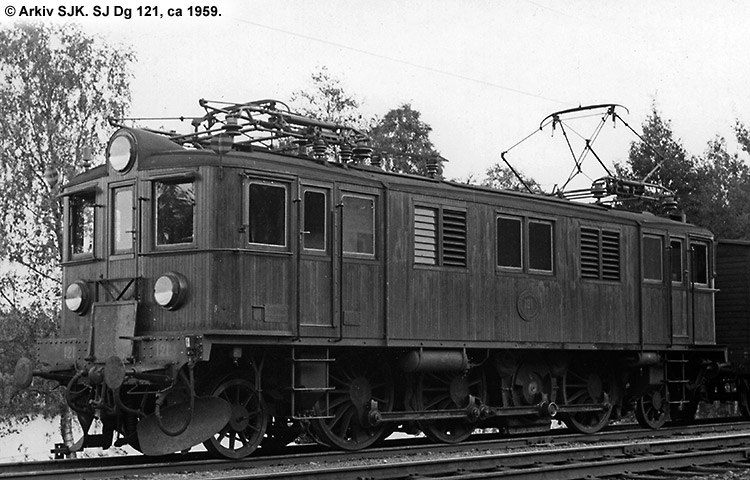 SJ D 121 SJ D 121