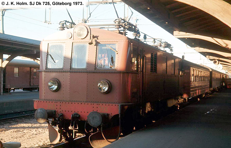 SJ D 725 SJ D 725