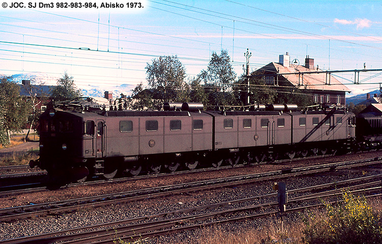 SJ Dm3 982