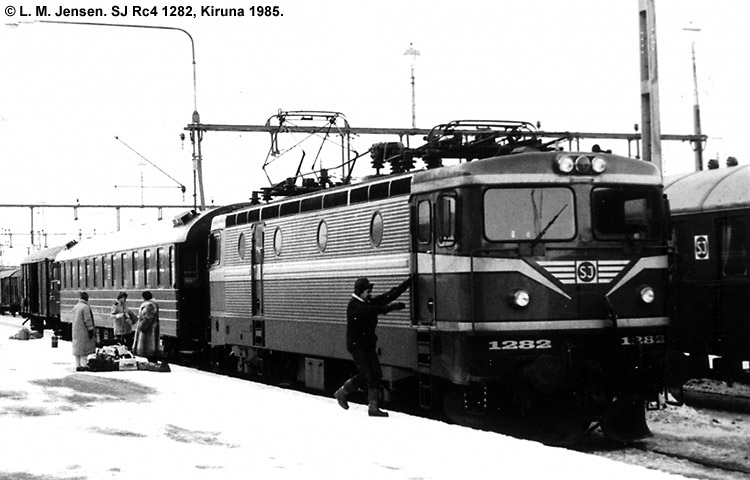 SJ Rc4 1282